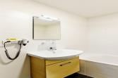 bathroom Exclusive eFi Palace