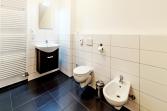 bathroom deluxe eFi Palace