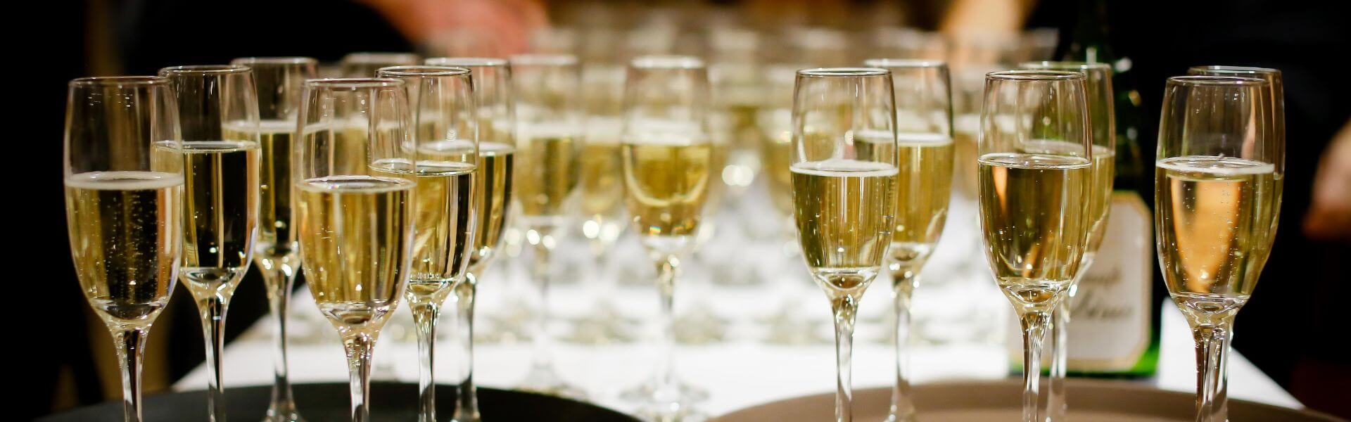 přípitek prossecco
