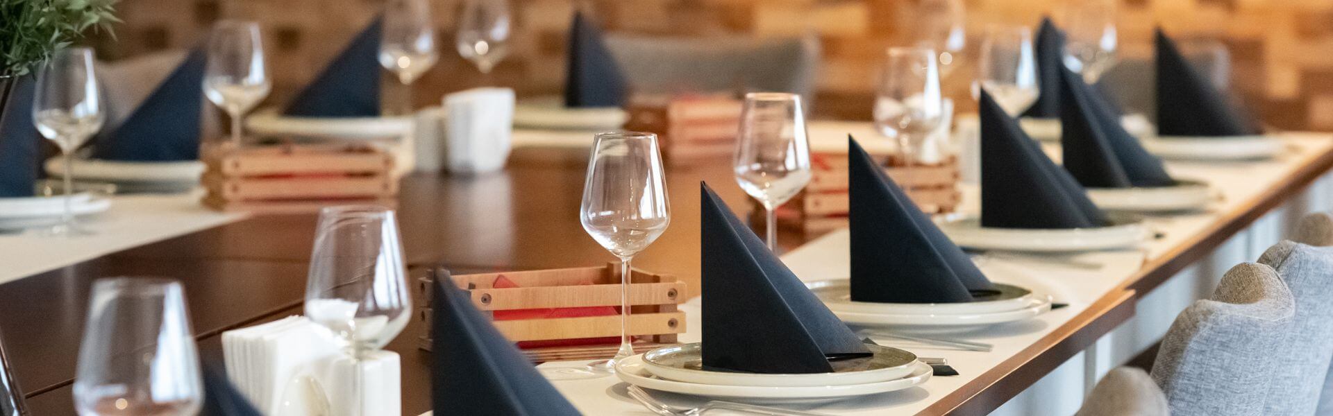 stolování eFi catering